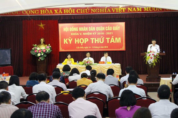Khai mạc kỳ họp thứ 8 HĐND quận Cầu Giấy khóa V